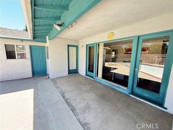 10430 Mcvine Avenue, Sunland (los Angeles) CA 91040