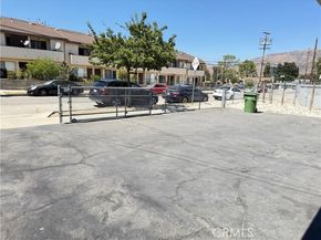 10430 Mcvine Avenue, Sunland (los Angeles) CA 91040