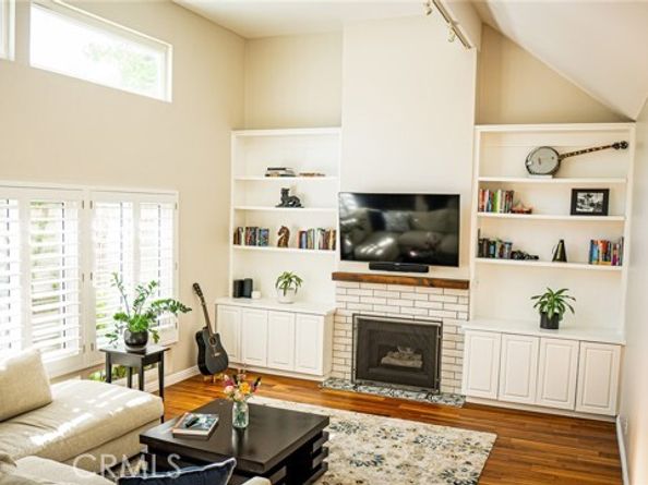 5660 Etiwanda Avenue 1, Tarzana (los Angeles) CA 91356
