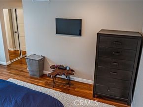 5660 Etiwanda Avenue 1, Tarzana (los Angeles) CA 91356