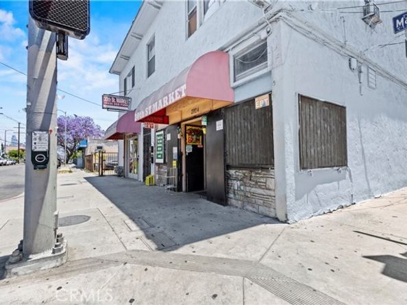 2922 Maple Avenue, Los Angeles CA 90011