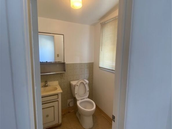 13777 Judd Street, Pacoima (los Angeles) CA 91331