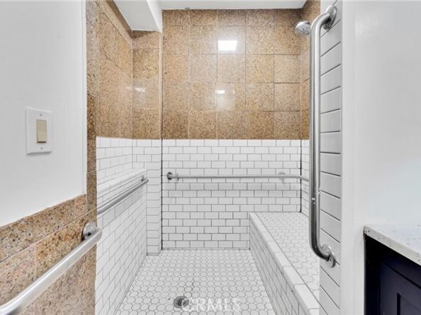 1925 Berkeley, Echo Park (los Angeles) CA 90026