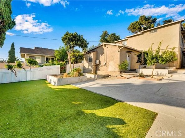 1925 Berkeley, Echo Park (los Angeles) CA 90026