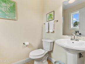 214 Seaside Avenue 2, Stamford CT 06902