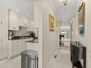 193 Hamilton Avenue 20, Greenwich CT 06830