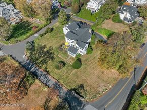 209 Shore Road, Old Greenwich CT 06870