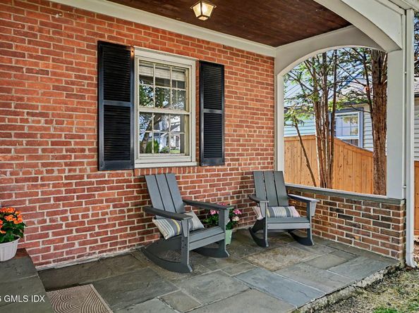 14 Spezzano Drive, Riverside CT 06878