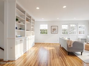 103 Putnam Park 103, Greenwich CT 06830