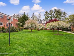 103 Putnam Park 103, Greenwich CT 06830