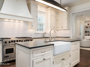 215 Milbank Avenue E, Greenwich CT 06830