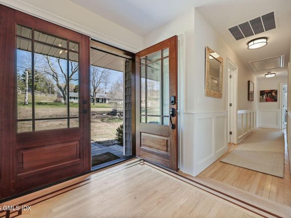 97 Davenport Ridge Lane, Stamford CT 06903