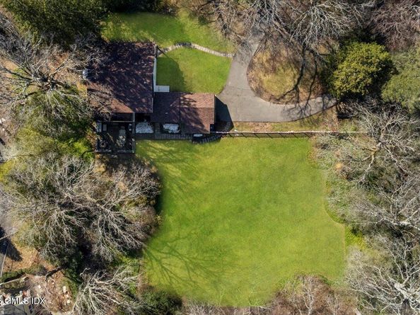 45 Hillcrest Park Road, Old Greenwich CT 06870