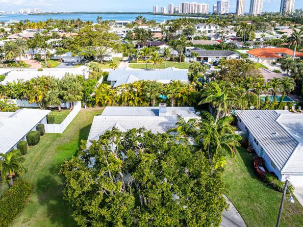 1210 Dolphin Road, Singer Island FL 33404