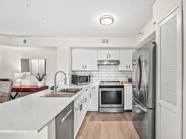 127 Yacht Club Way 206, Hypoluxo FL 33462