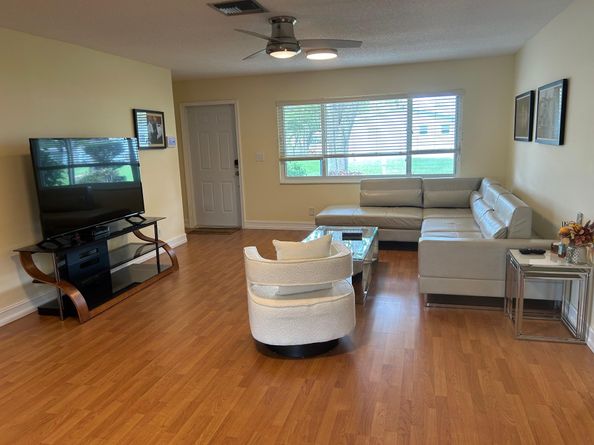 8740 NW 15th Ct, Plantation FL 33322