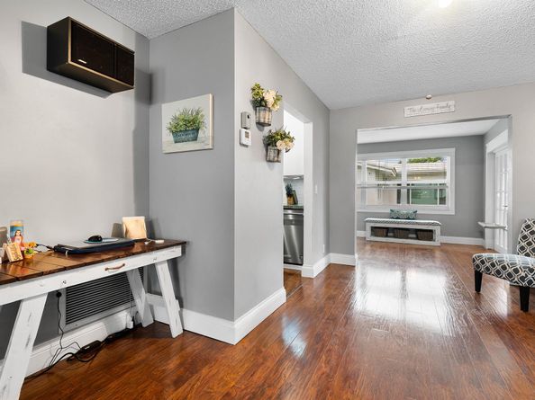 2105 Alfred Drive Drive SW, Boynton Beach FL 33426
