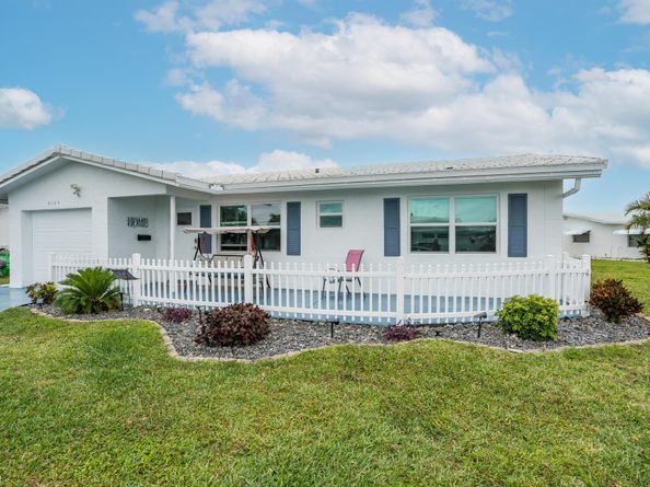 2105 Alfred Drive Drive SW, Boynton Beach FL 33426