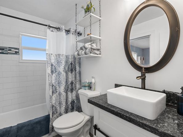2105 Alfred Drive Drive SW, Boynton Beach FL 33426