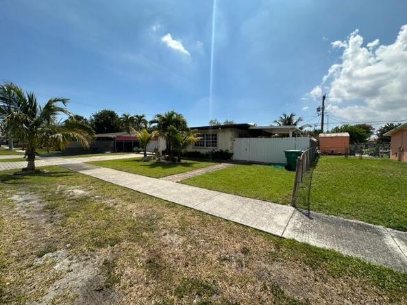 1380 NW 171 Street, Miami Gardens FL 33169