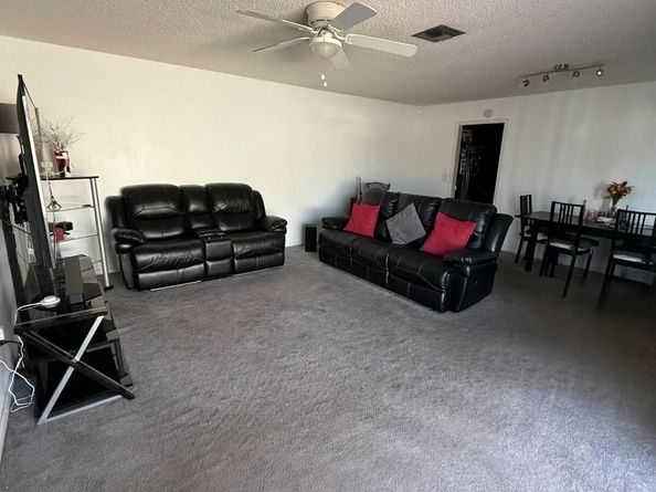 8157 Ambach Way 31D, Hypoluxo FL 33462