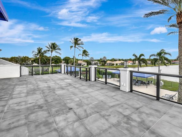 8421 Logia Circle, Boynton Beach FL 33472