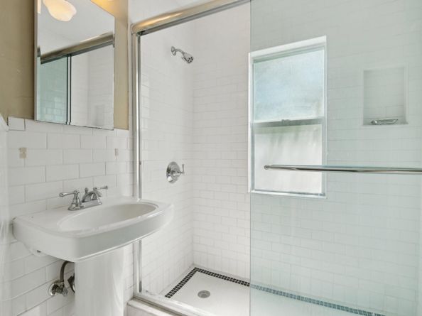 114 NE 10th St, Delray Beach FL 33444