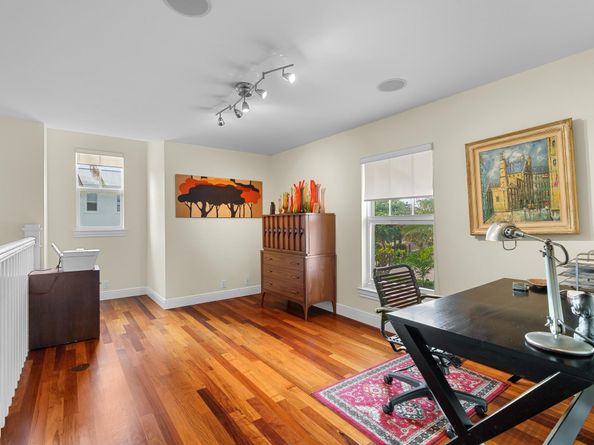 114 NE 10th St, Delray Beach FL 33444