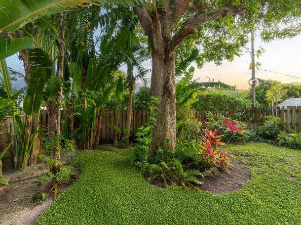 114 NE 10th St, Delray Beach FL 33444