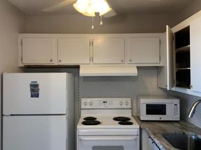 376 Windsor Q, West Palm Beach FL 33417