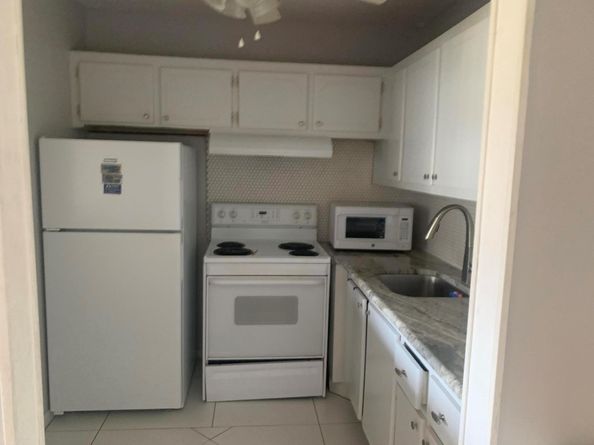376 Windsor Q, West Palm Beach FL 33417