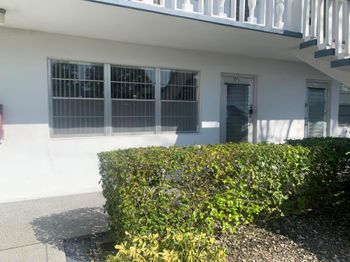 376 Windsor Q