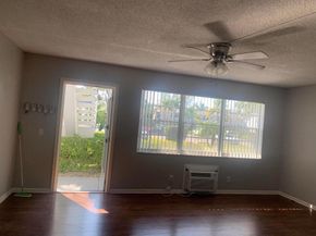 376 Windsor Q, West Palm Beach FL 33417