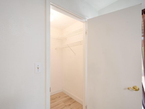 2440 NW 33rd St 1808, Oakland Park FL 33309