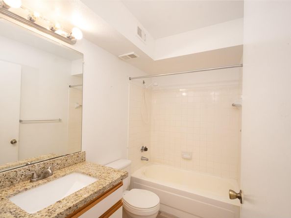 2440 NW 33rd St 1808, Oakland Park FL 33309