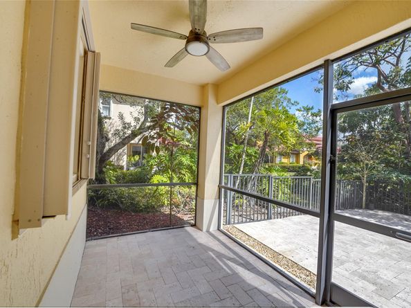 5747 NW 119th Dr, Coral Springs FL 33076
