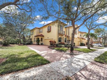 5747 NW 119th Dr