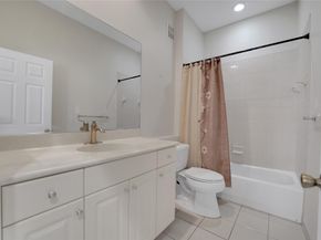 5747 NW 119th Dr, Coral Springs FL 33076