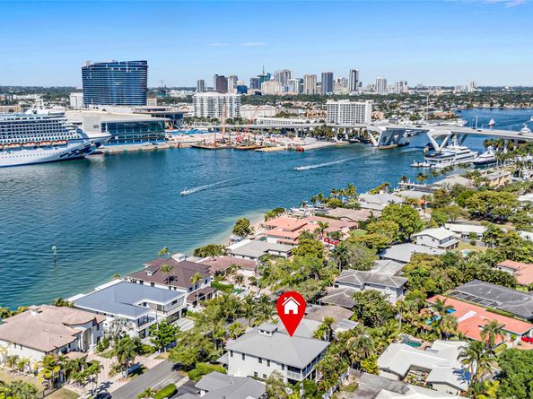 1958 Harbourview Dr., Fort Lauderdale FL 33316