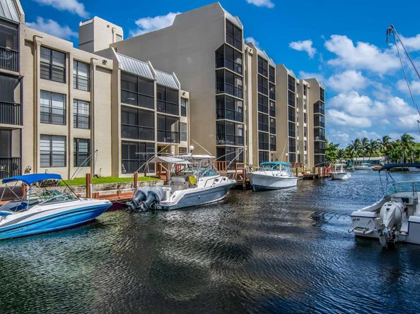 6 Royal Palm Way 204, Boca Raton FL 33432