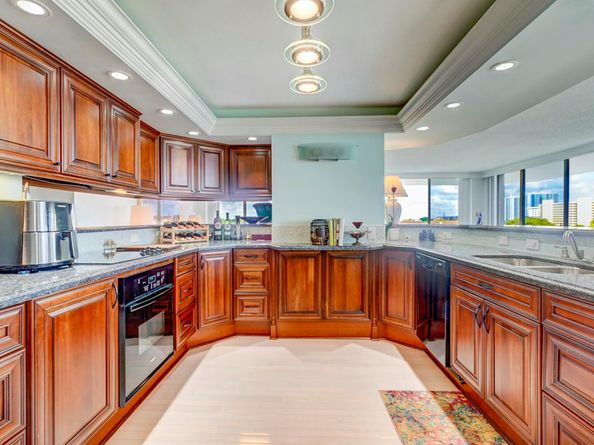 123 Lakeshore Drive 745, North Palm Beach FL 33408