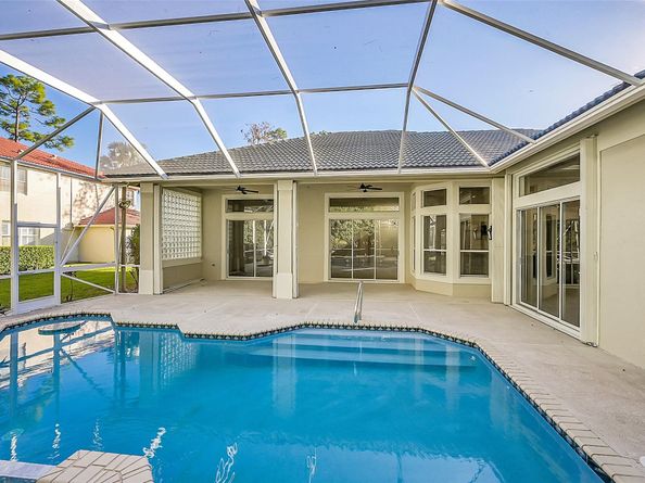 618 Cypress Green Circle, Wellington FL 33414