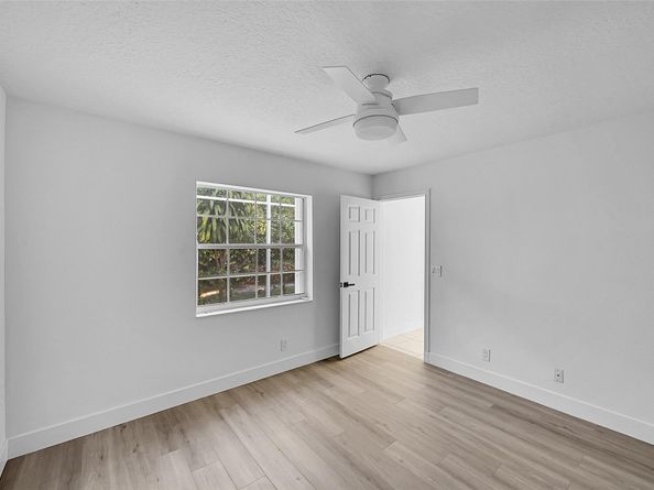 618 Cypress Green Circle, Wellington FL 33414