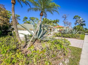 618 Cypress Green Circle, Wellington FL 33414