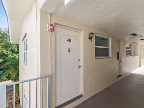 1301 N 12th Ct 4B, Hollywood FL 33019