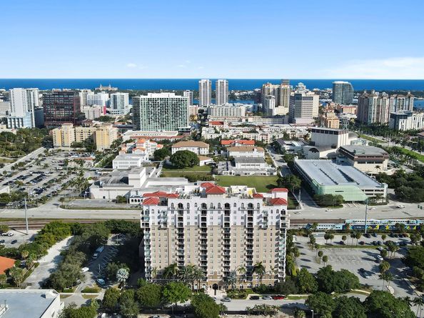 616 Clearwater Park 906 Road 906, West Palm Beach FL 33401