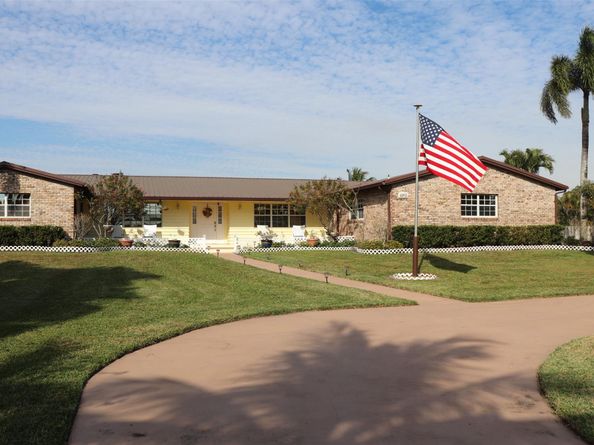 18901 SW 63rd St, Southwest Ranches FL 33332