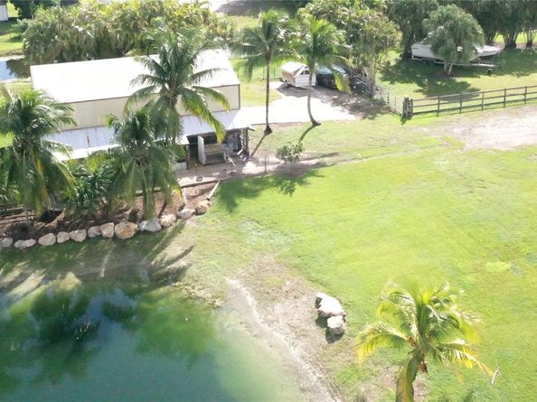 18901 SW 63rd St, Southwest Ranches FL 33332