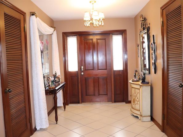 18901 SW 63rd St, Southwest Ranches FL 33332