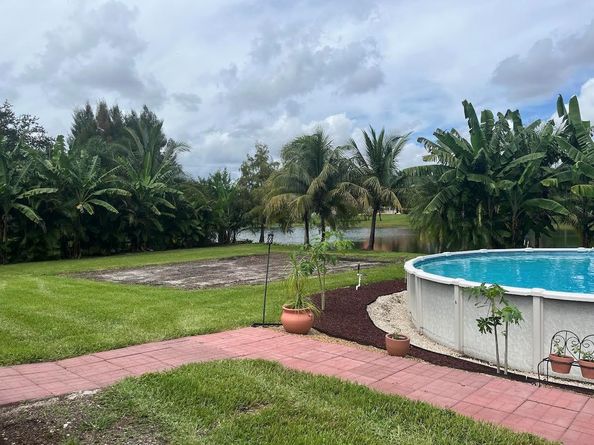 18901 SW 63rd St, Southwest Ranches FL 33332